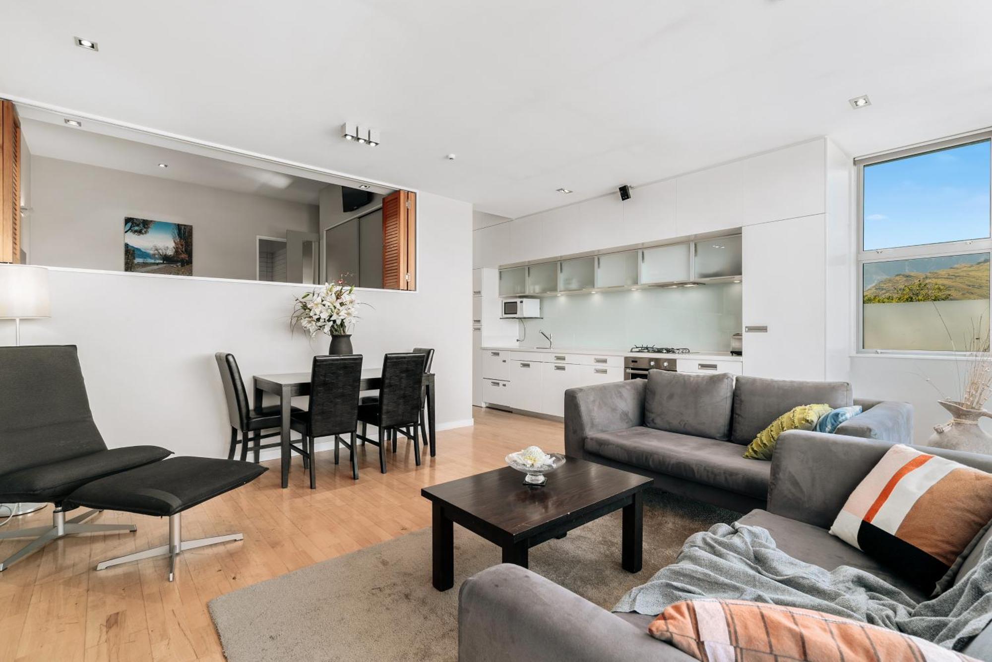 Modern Executive Living In Pounamu Queenstown Exterior foto